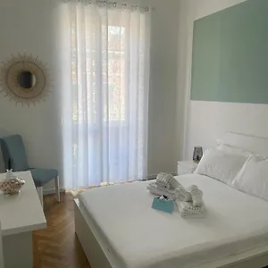 Affittacamere Ridi Che Ti Passa, Stanza In Con Bagno Privato, Alassio