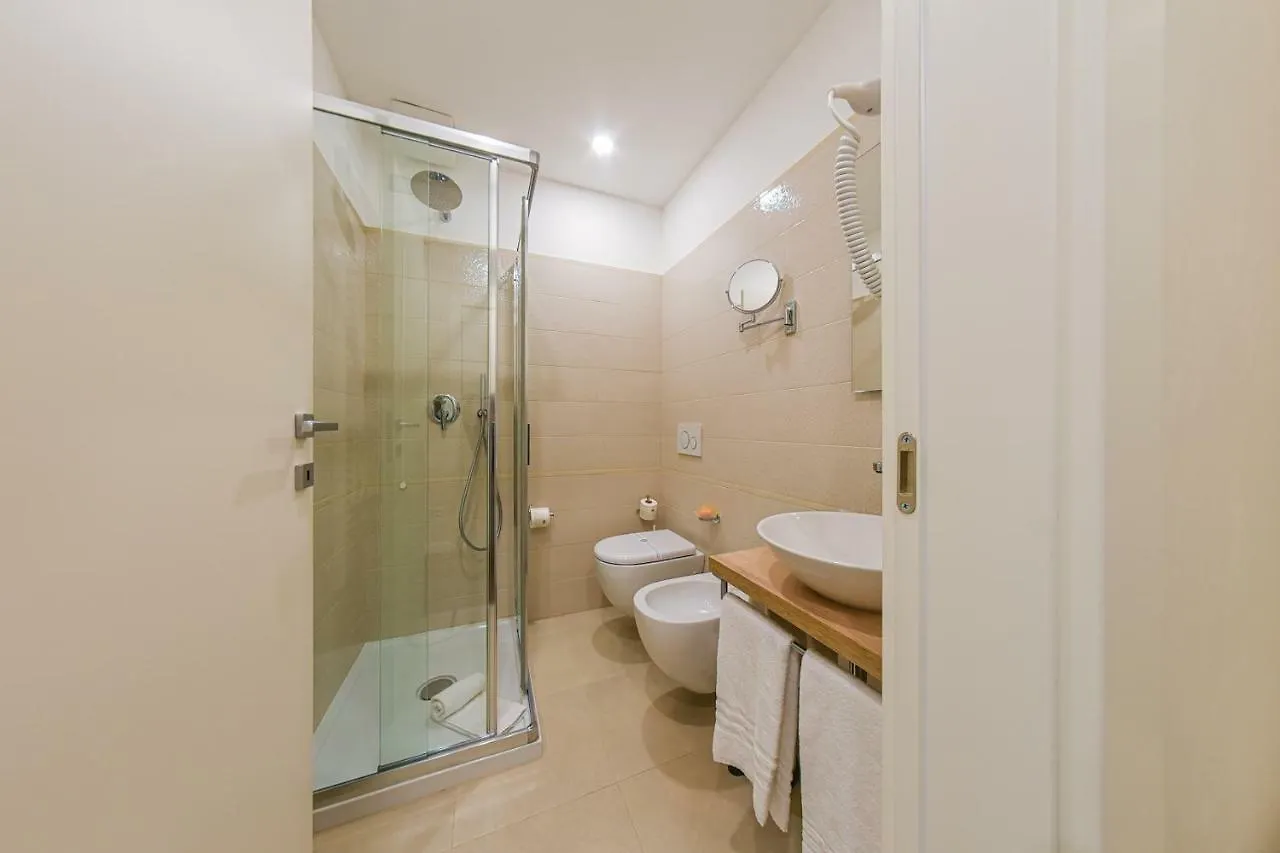 Bed & Breakfast B&B H68 Alassio
