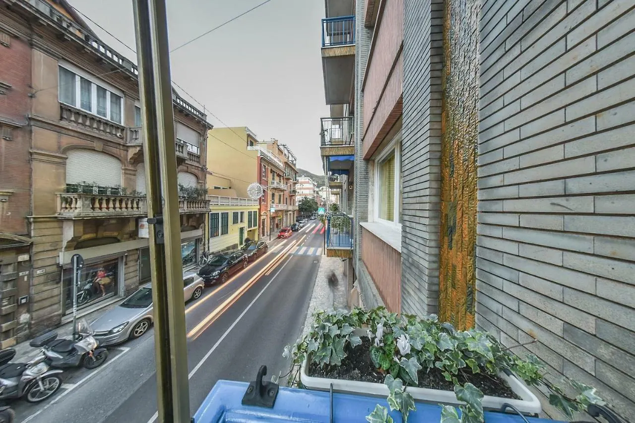 B&B H68 Alassio Bed & Breakfast