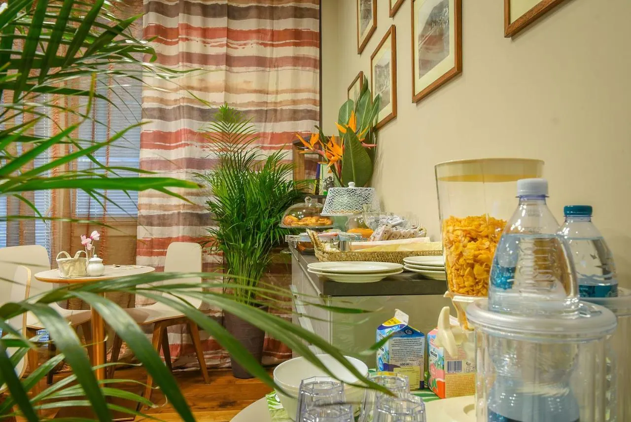 Bed & Breakfast B&B H68 Alassio